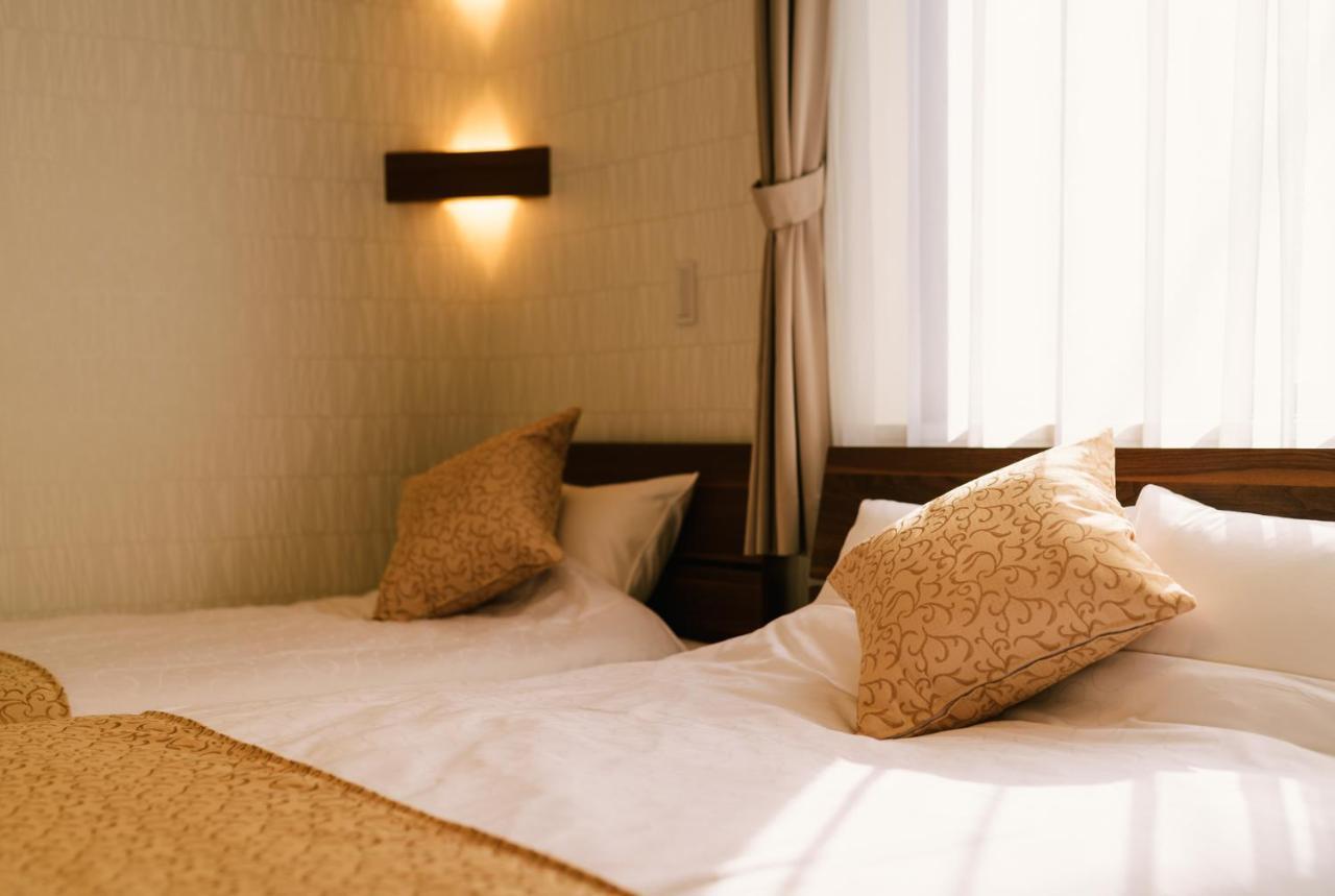 Grand Base Hakata Haruyoshi Aparthotel Fukuoka  Exterior photo